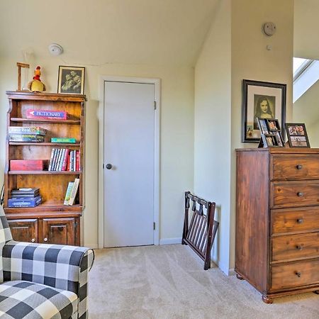 Mountain Creek Condo With Grill Walk To Lifts! Vernon Eksteriør billede
