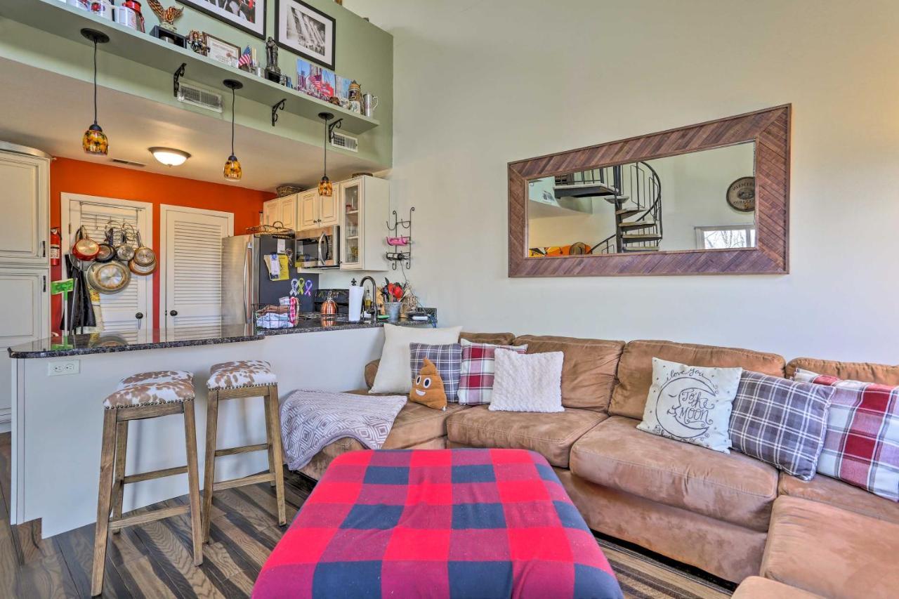 Mountain Creek Condo With Grill Walk To Lifts! Vernon Eksteriør billede