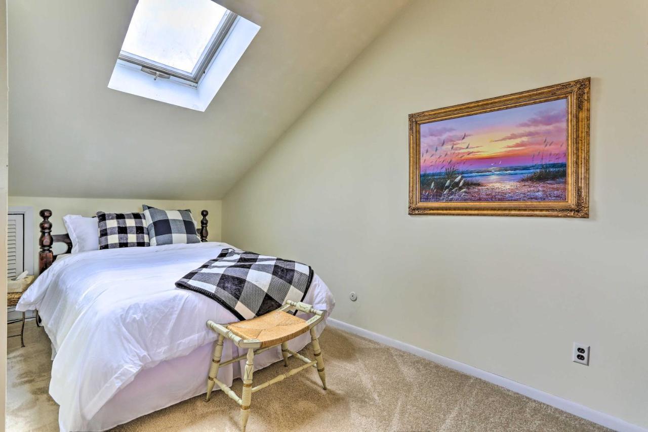 Mountain Creek Condo With Grill Walk To Lifts! Vernon Eksteriør billede