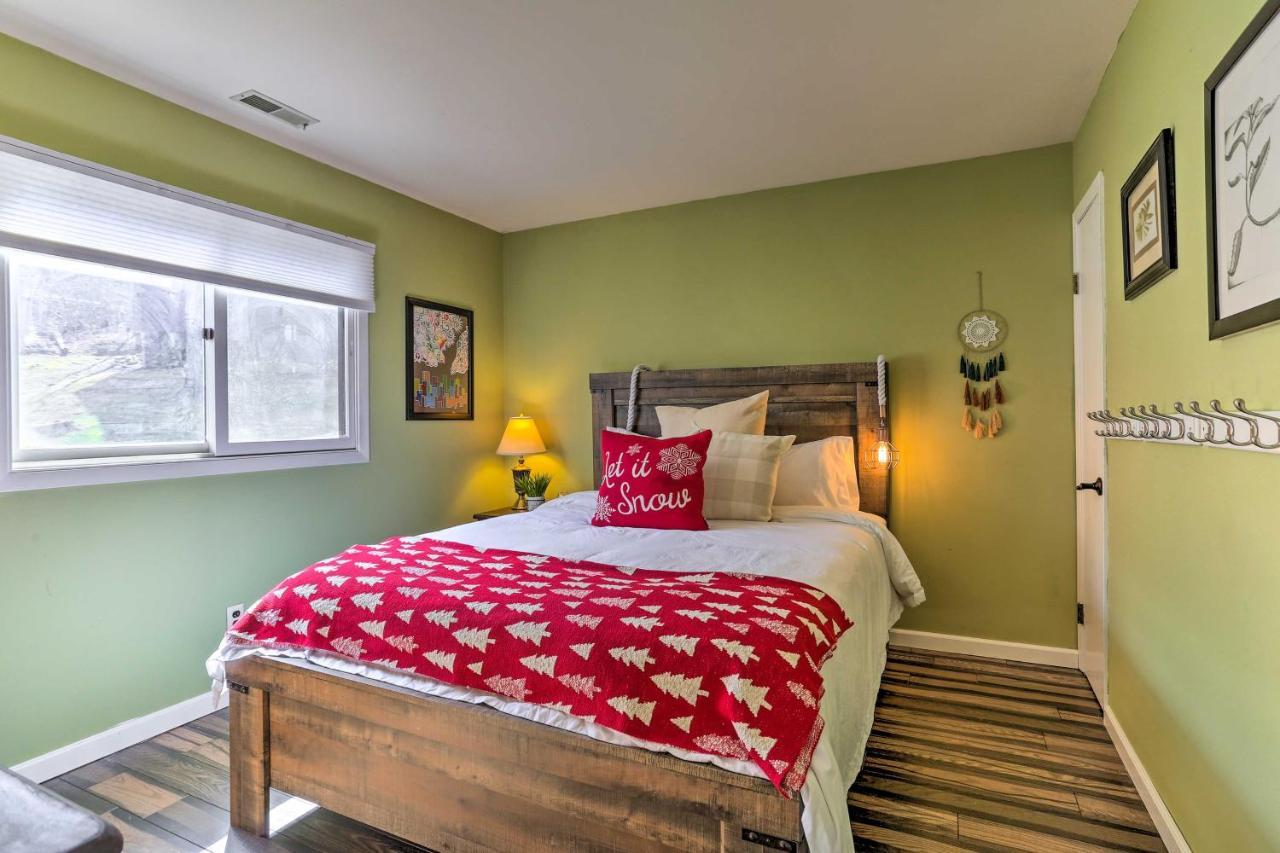 Mountain Creek Condo With Grill Walk To Lifts! Vernon Eksteriør billede