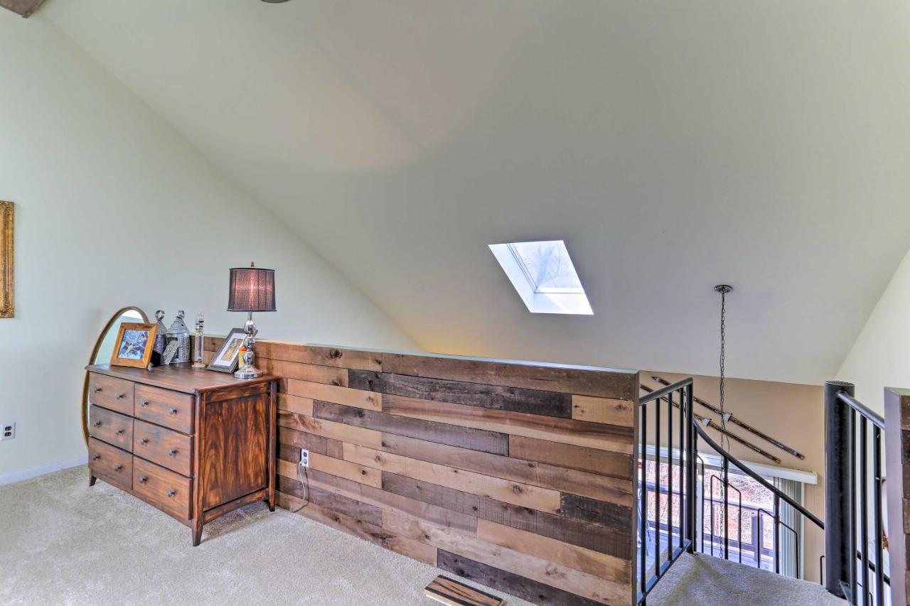 Mountain Creek Condo With Grill Walk To Lifts! Vernon Eksteriør billede