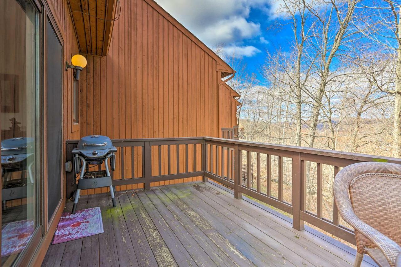Mountain Creek Condo With Grill Walk To Lifts! Vernon Eksteriør billede